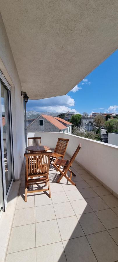 Gojini Dvori Apartment Split Exterior photo